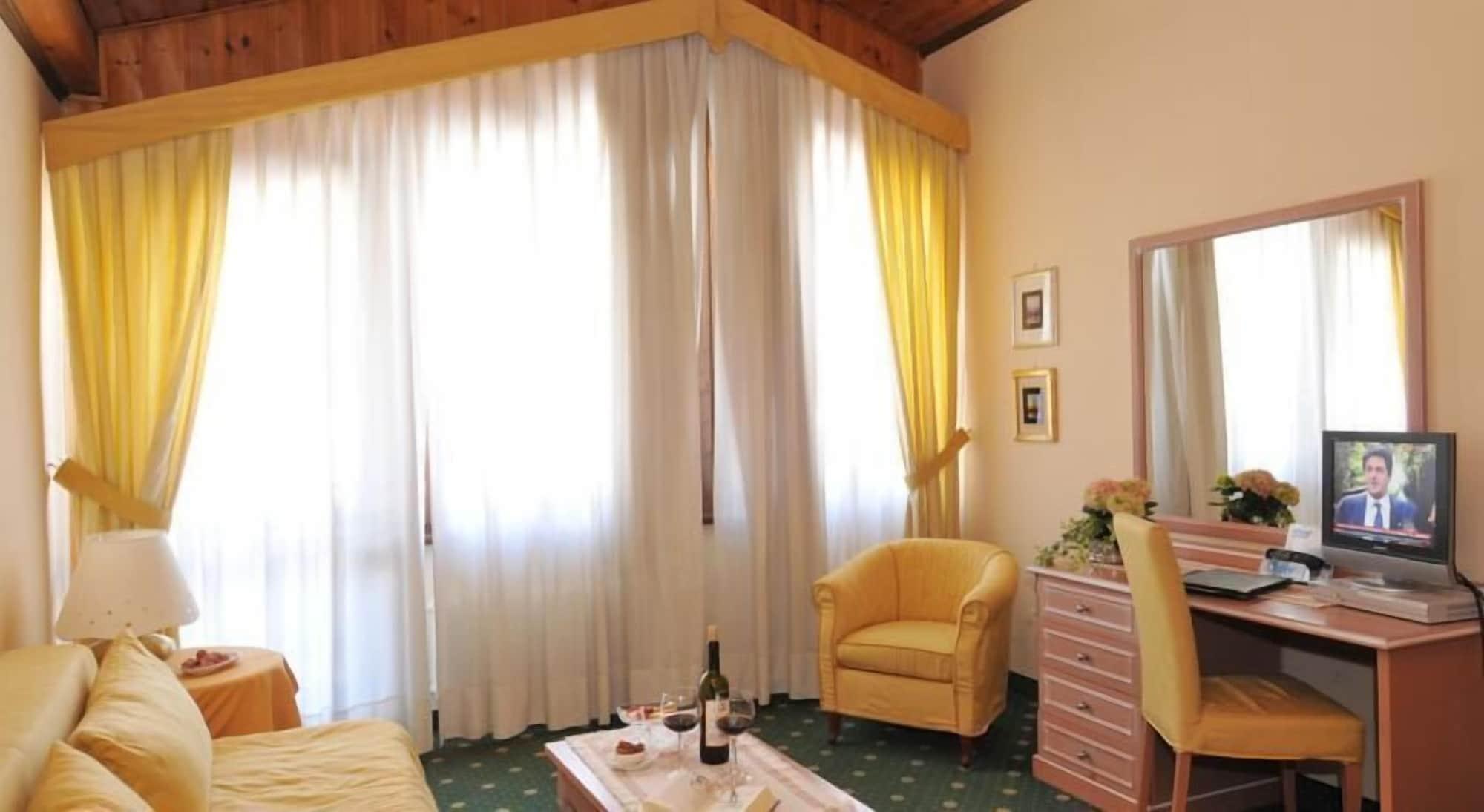 Hotel Miramonti Madonna Dış mekan fotoğraf