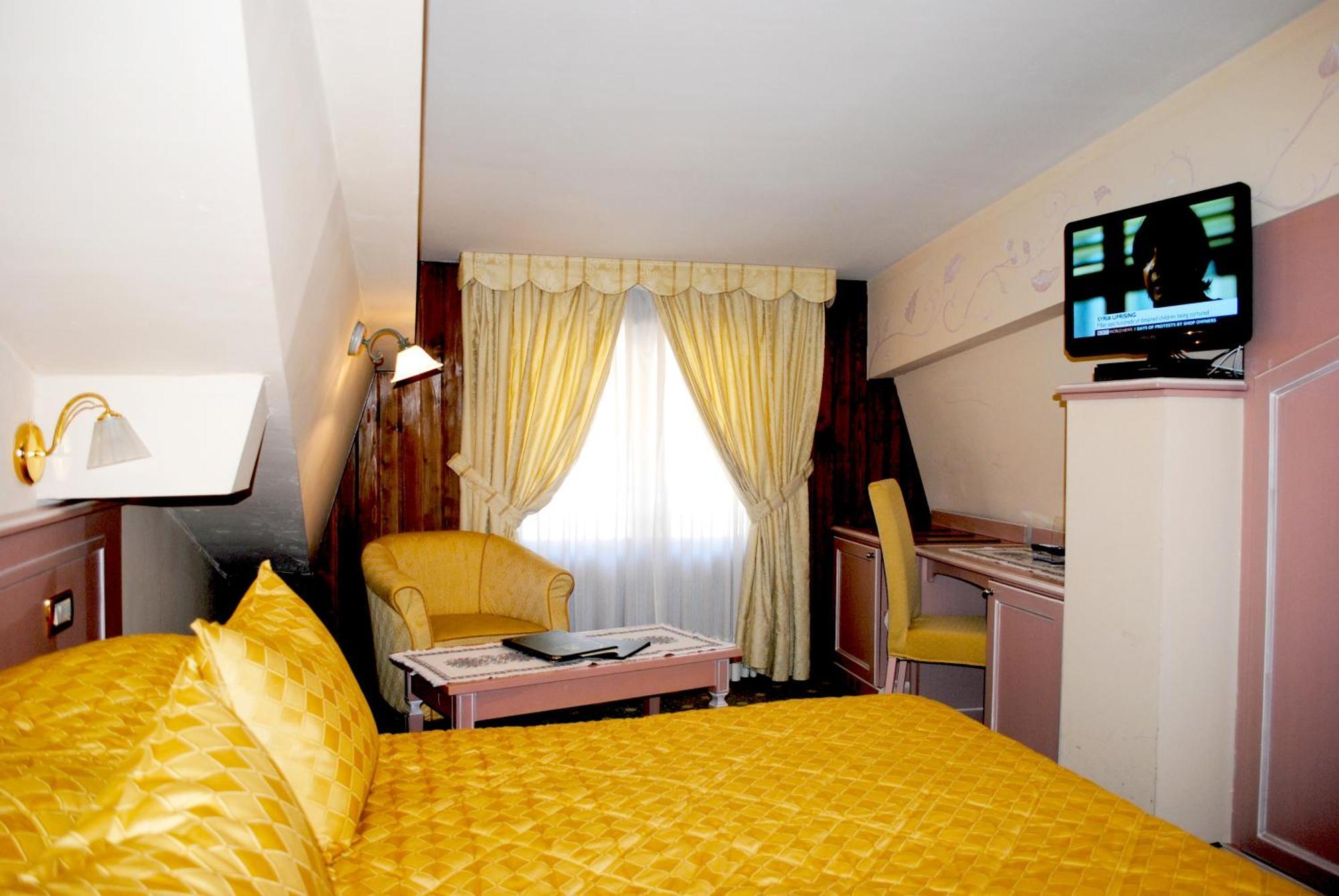 Hotel Miramonti Madonna Dış mekan fotoğraf